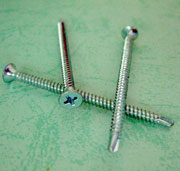 DRYWALL SELF DRILLING SCREWS